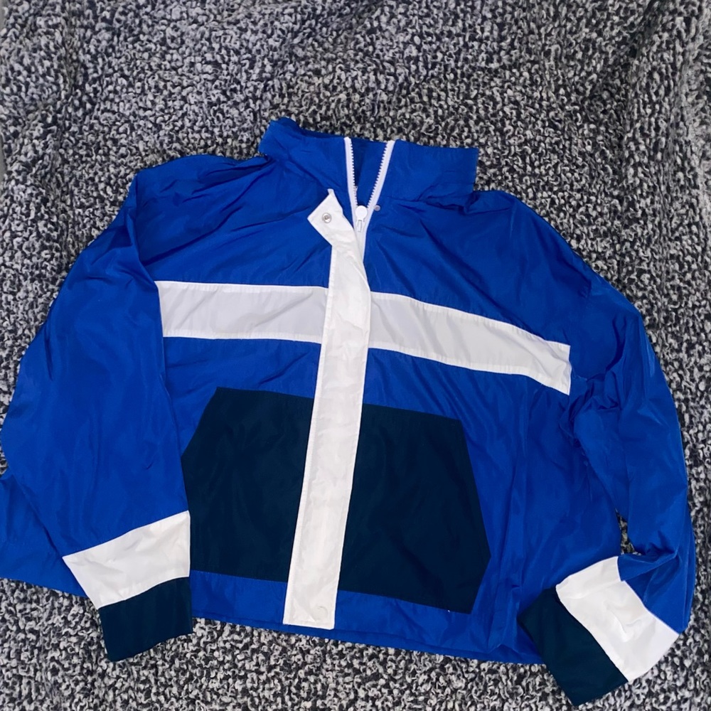 Stylish Retro Hunter X Target Blue & White Women’s Rain Jacket
Size: 2XL